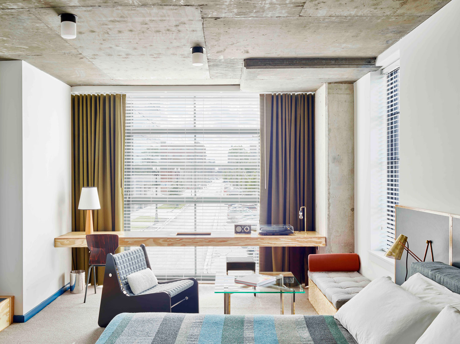 The Newest Ace Hotel Opens in Chicago-14