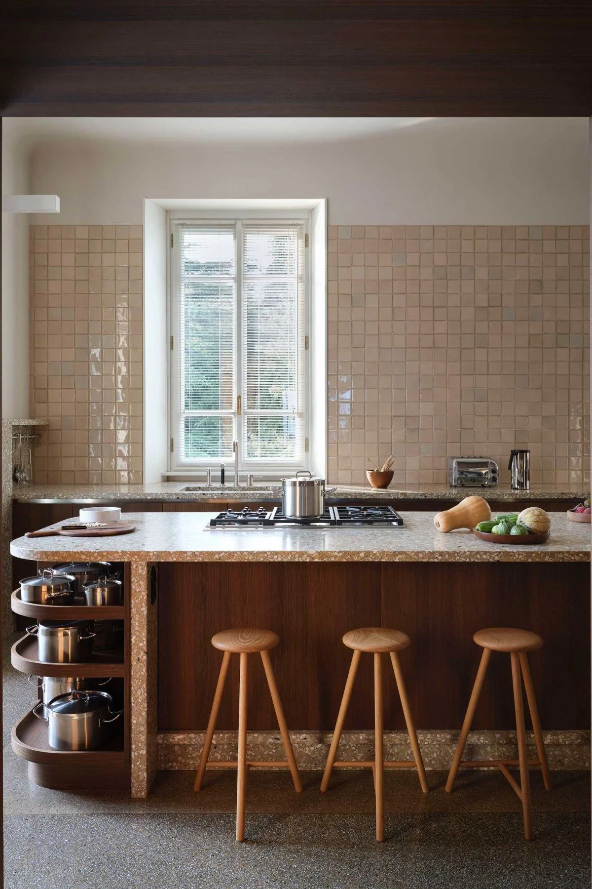 自然与传统交汇的酒店与住宅设计-45