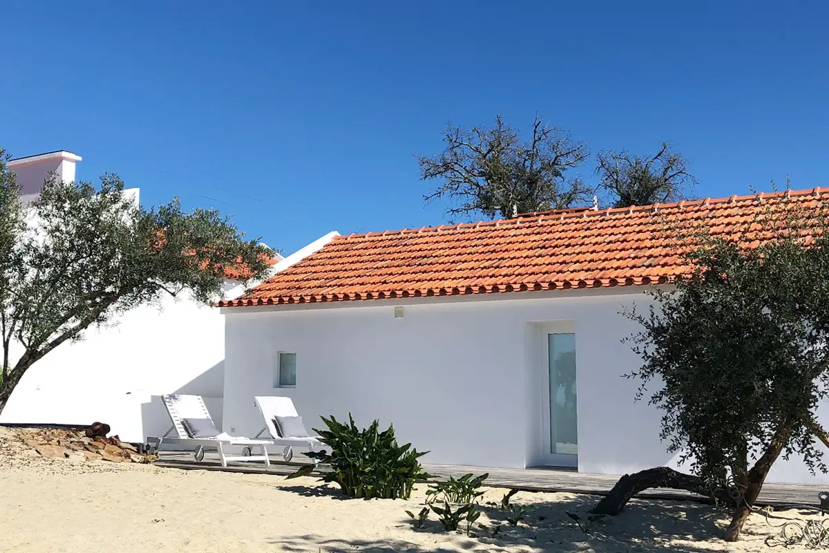 葡萄牙原始风格度假屋设计-15