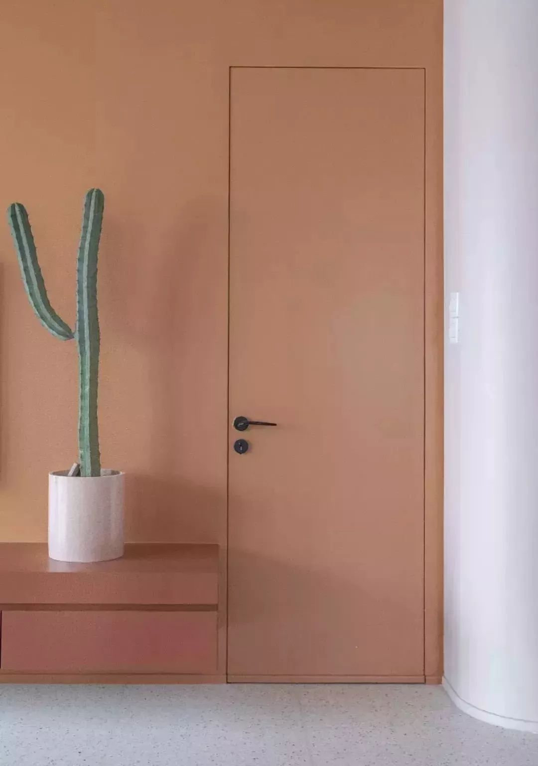 重庆 130㎡度假风家居，沉静文艺的异域空间-16