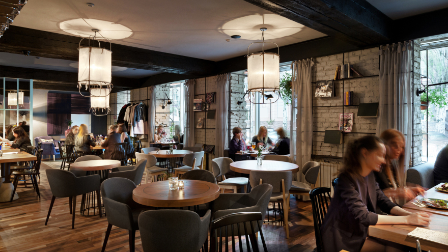 乌克兰现代咖啡馆,旧与新的完美融合-10