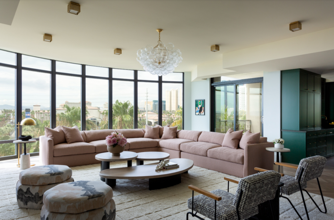 279㎡公寓变身现代艺术馆丨美国拉斯维加斯丨丹妮拉·维拉米尔-7