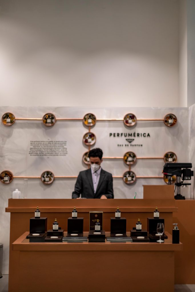 墨西哥设计盛宴 | Buchanan’s 18 在 Guadalajara 的“The gift of being present”展览-18