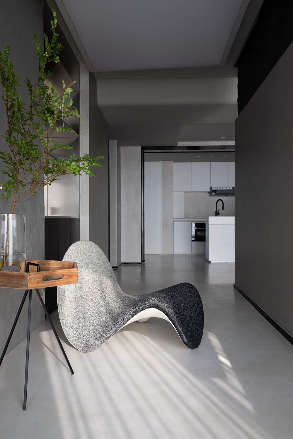 行走的墨线 · 极简黑白的至简之家丨中国重庆丨SIM 简线建筑,森也空间设计-41