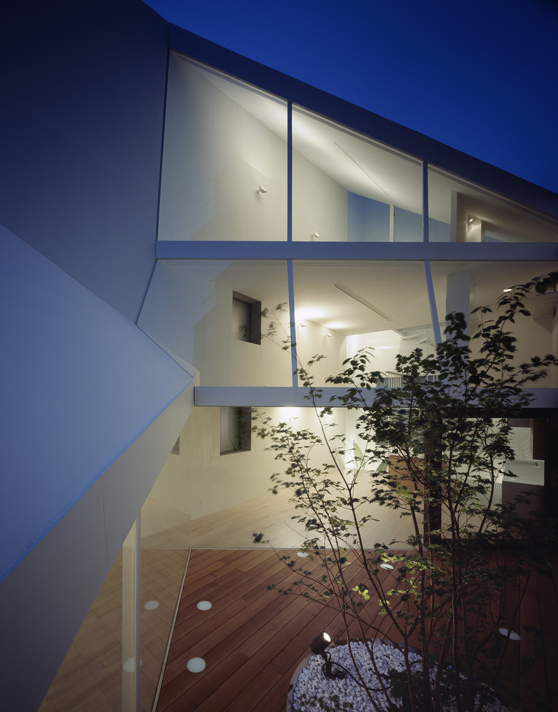 住宅山丘上的创意设计-10