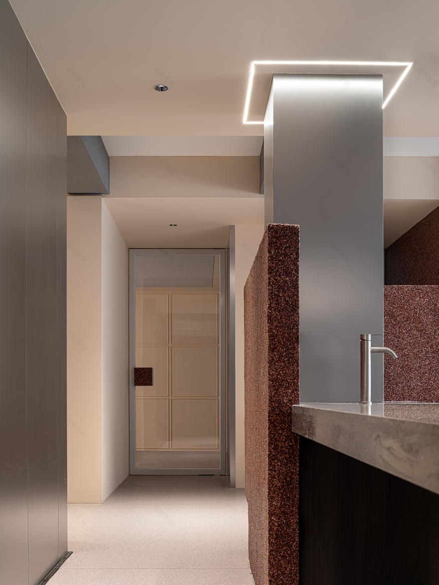 林晓晴美妆集合店丨中国广东丨陈浩鹏(深圳)室内设计有限公司-43