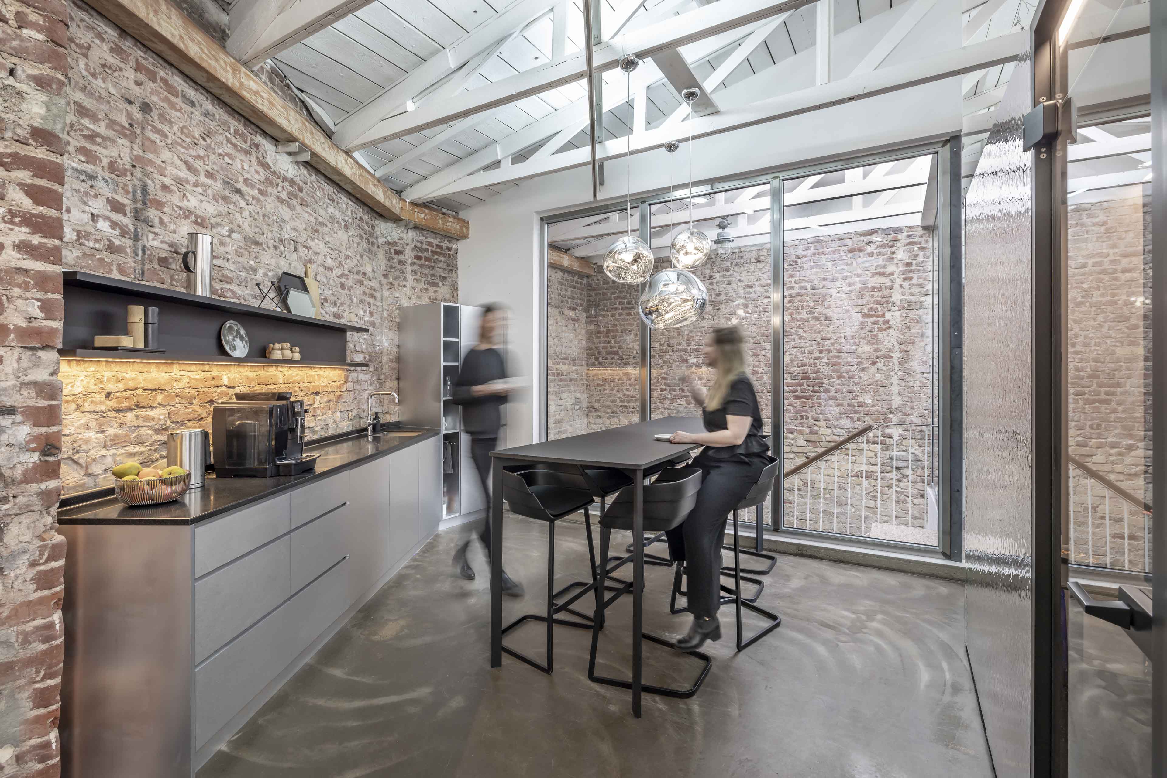 杜塞尔多夫：bkp 办公室内的多功能空间丨bkp office-37