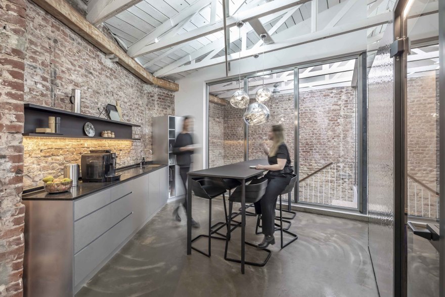 杜塞尔多夫:bkp 办公室内的多功能空间丨bkp office-37