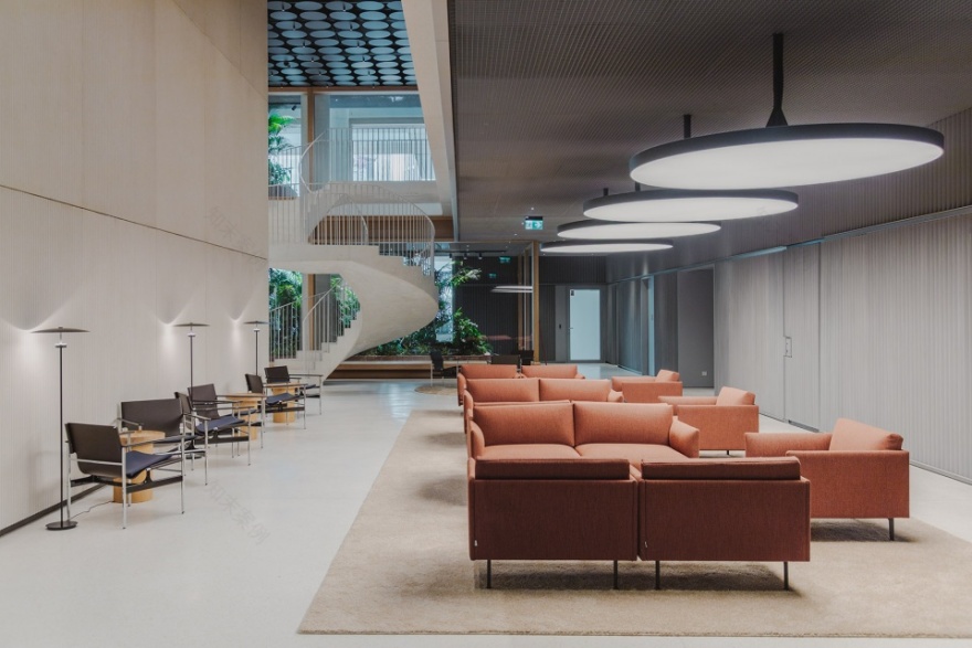 Towarowa 22多功能综合体办公楼-63