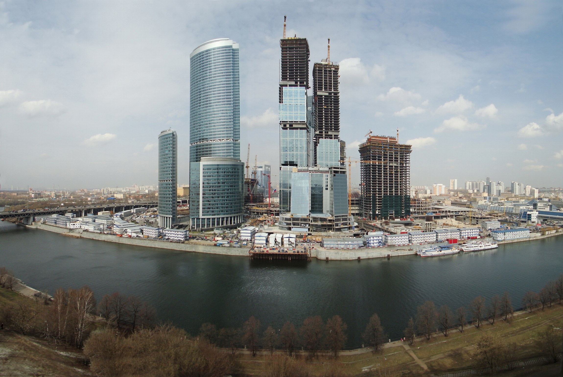 Áàøíÿ íà íàáåðåæíîé, ÌÌÄÖ Ìîñêâà-Ñèòè, ó÷àñòîê 10-2