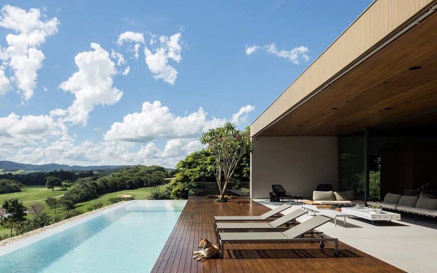 A Weekend Residence with a Dynamic Mix of Volumes, Spans and Cantilevers-24