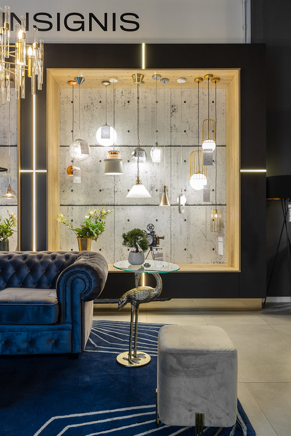 陈列室英菲尼迪丨罗马尼亚布加勒斯特丨PureMess Design-2