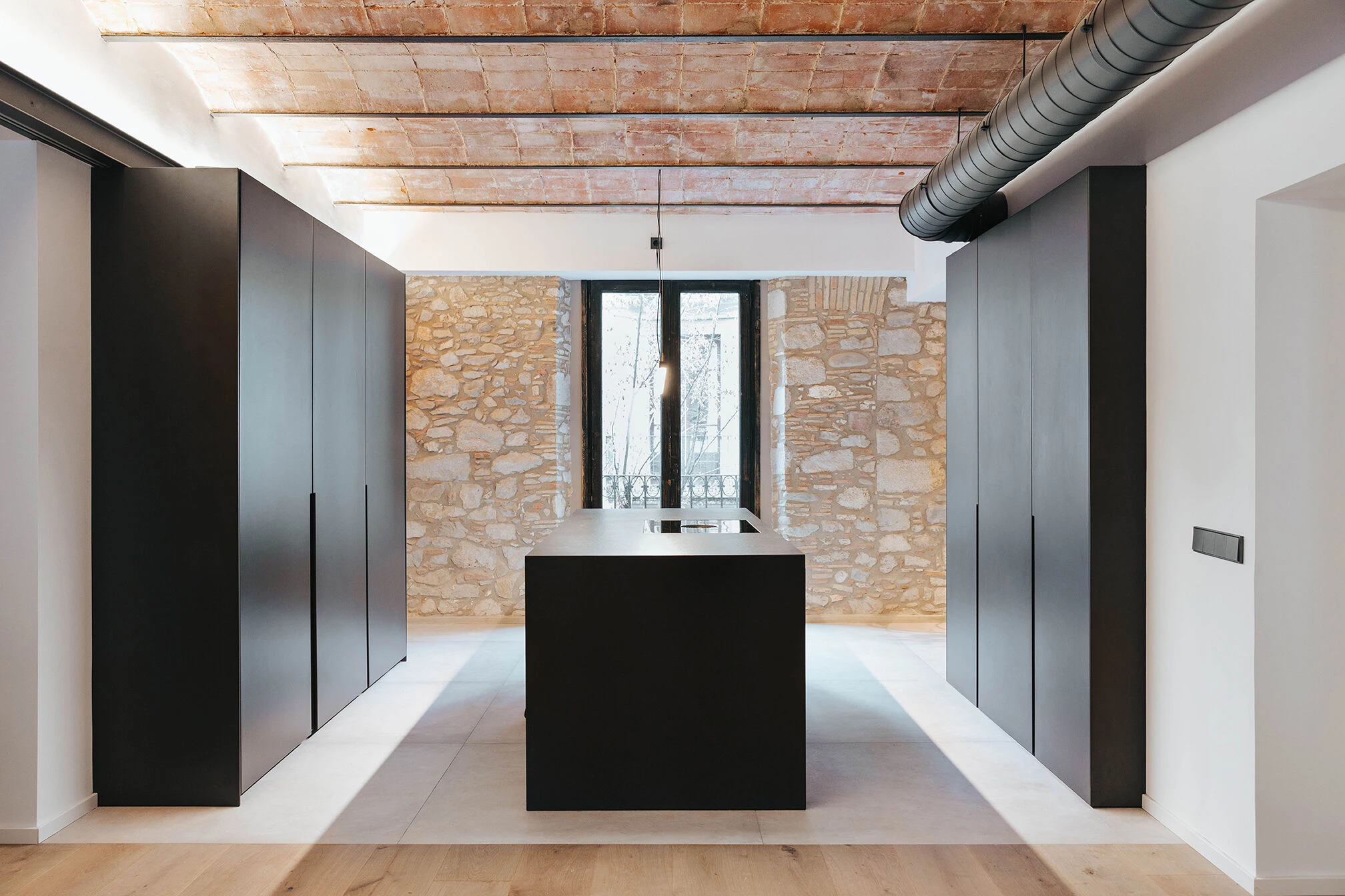 融合历史与现代的西班牙公寓改造丨西班牙赫罗纳丨Almeda Estudi-28