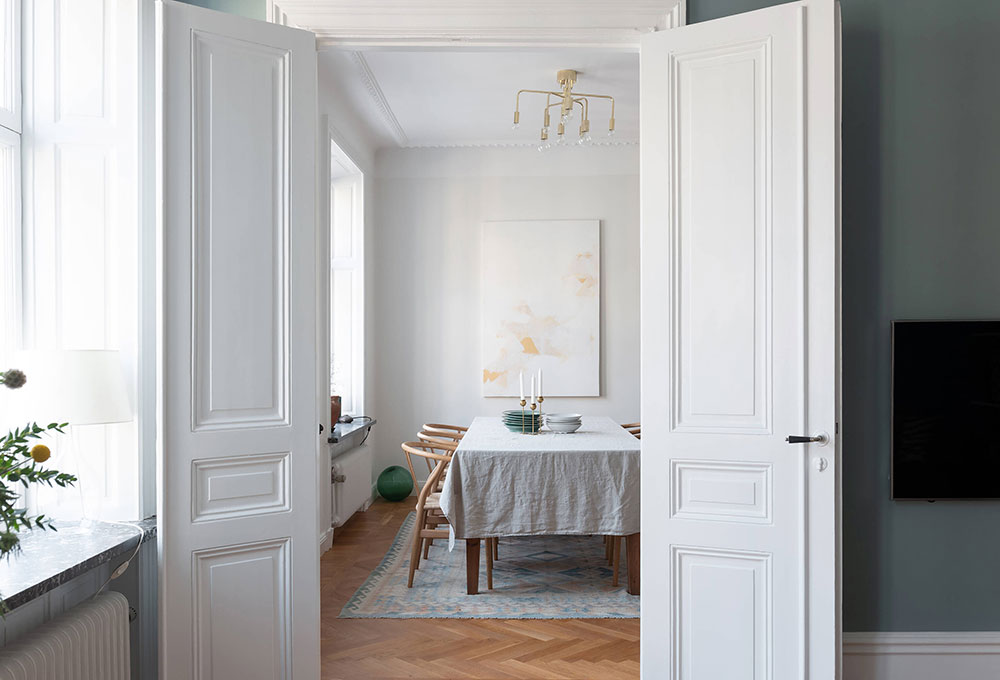 斯德哥尔摩 102 平米优雅公寓 | 海洋风蓝调与温暖焦糖色的完美结合-5