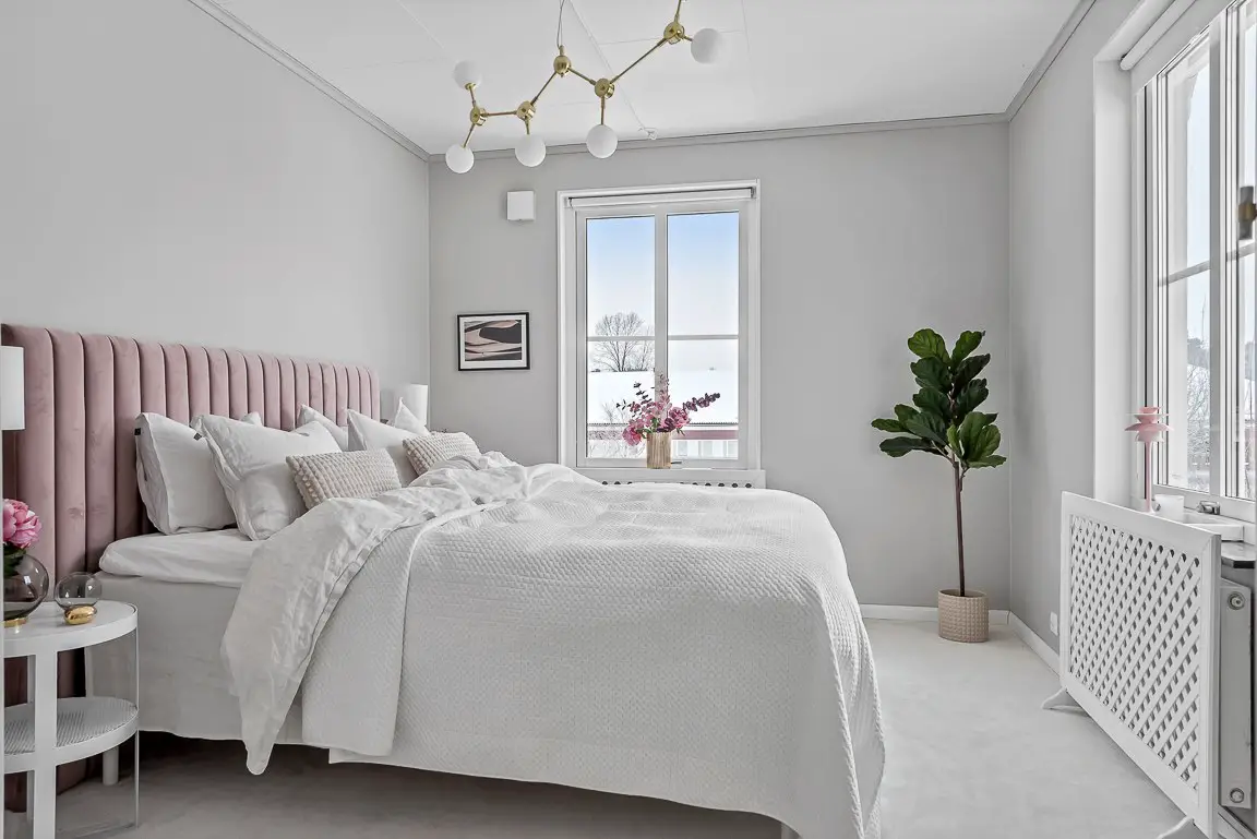 黑粉佳人 | 瑞典大胆用色公寓设计-6