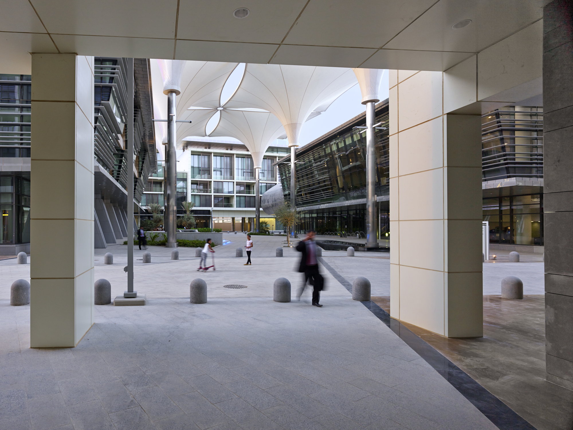 沙特阿拉伯 KAPSARC 社区住宅楼丨HOK-28