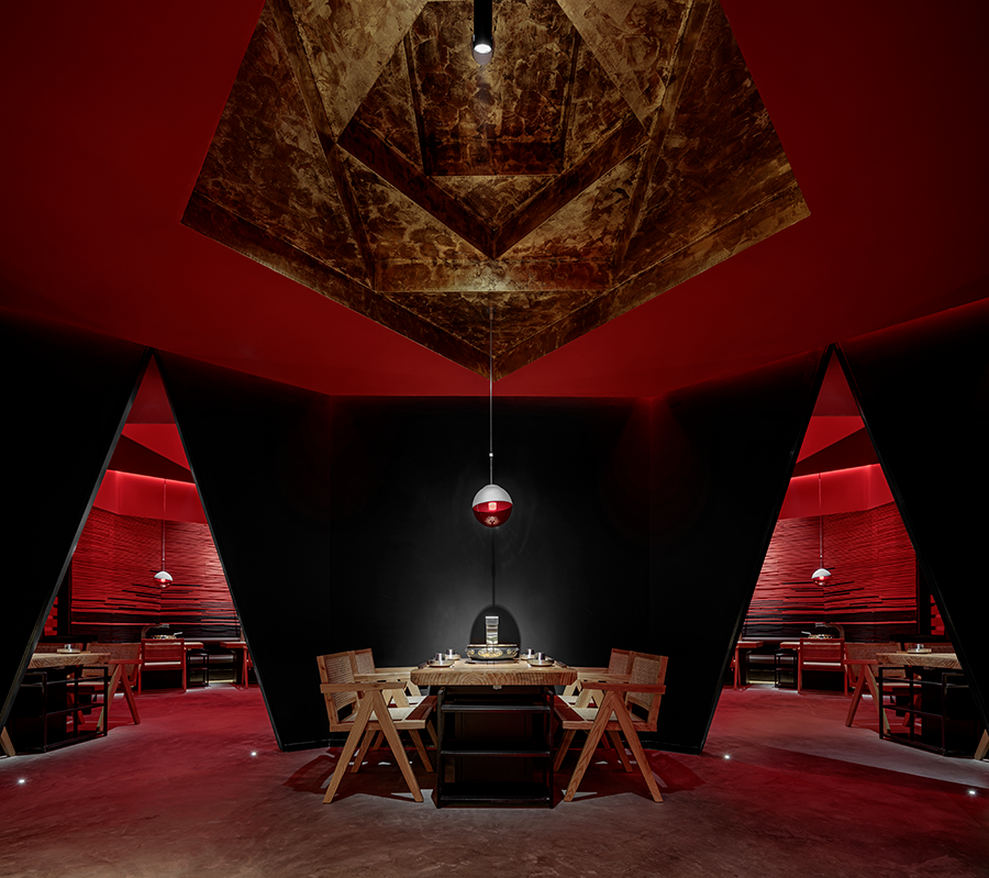 成都 320㎡火山岩洞韩式烤肉空间,演绎红与黑的独特魅力-50