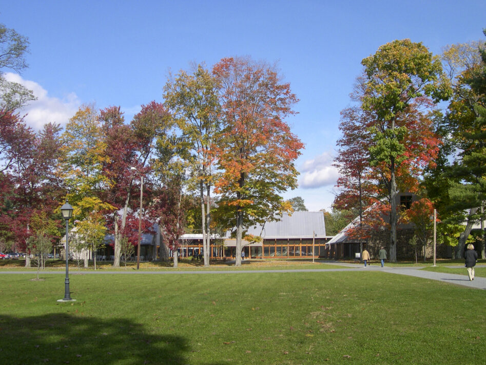 Franklin Delano Roosevelt Presidential Library: Henry A. Wallace Visitor & Education Center - Perkins Eastman-2