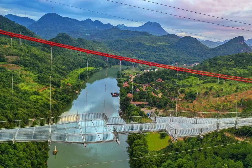 连州市湟川三峡旅游度假区景观步行玻璃桥工程丨中国清远-0