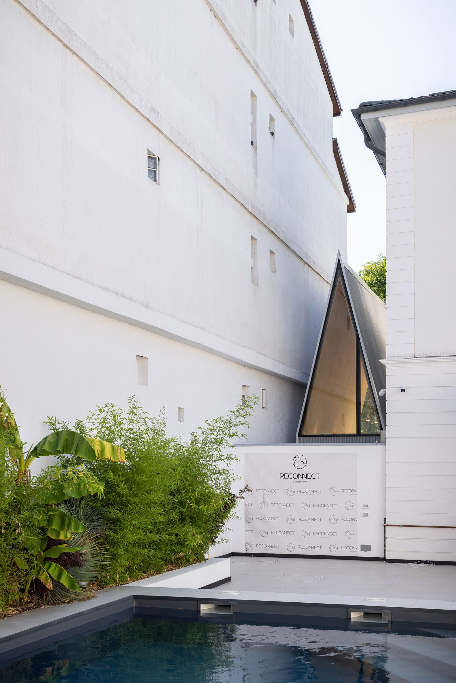 The Chapel咖啡馆丨罗马尼亚布加勒斯特丨罗马尼亚Vinklu建筑工作室-11