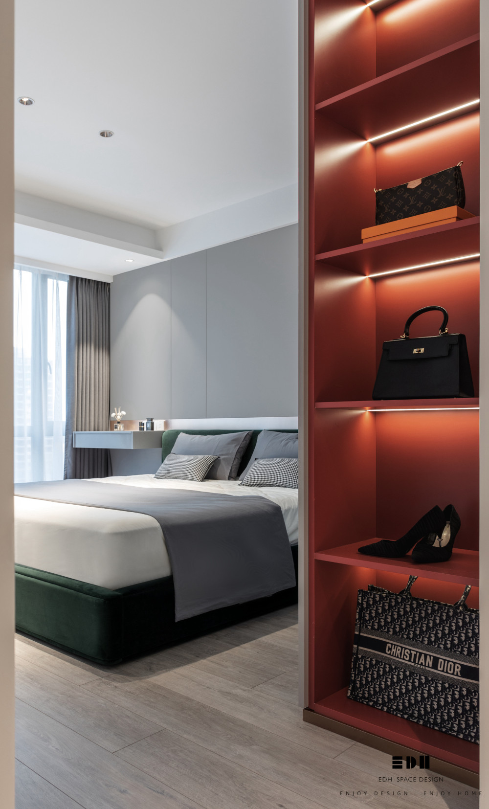 星空之梦 · 红金交织的现代家居空间-58