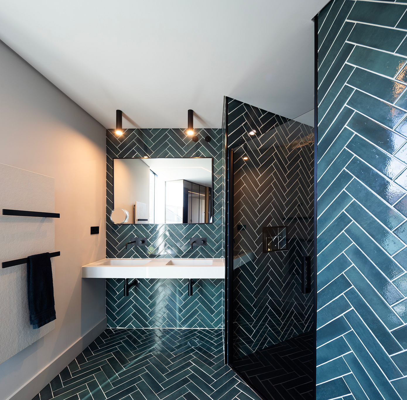 豪斯·杰亚（这里假设JA音译为杰亚，由于没有更多语境，对于JA只能做音译处理） 丨葡萄牙丨éOp  arquitectura e design-6