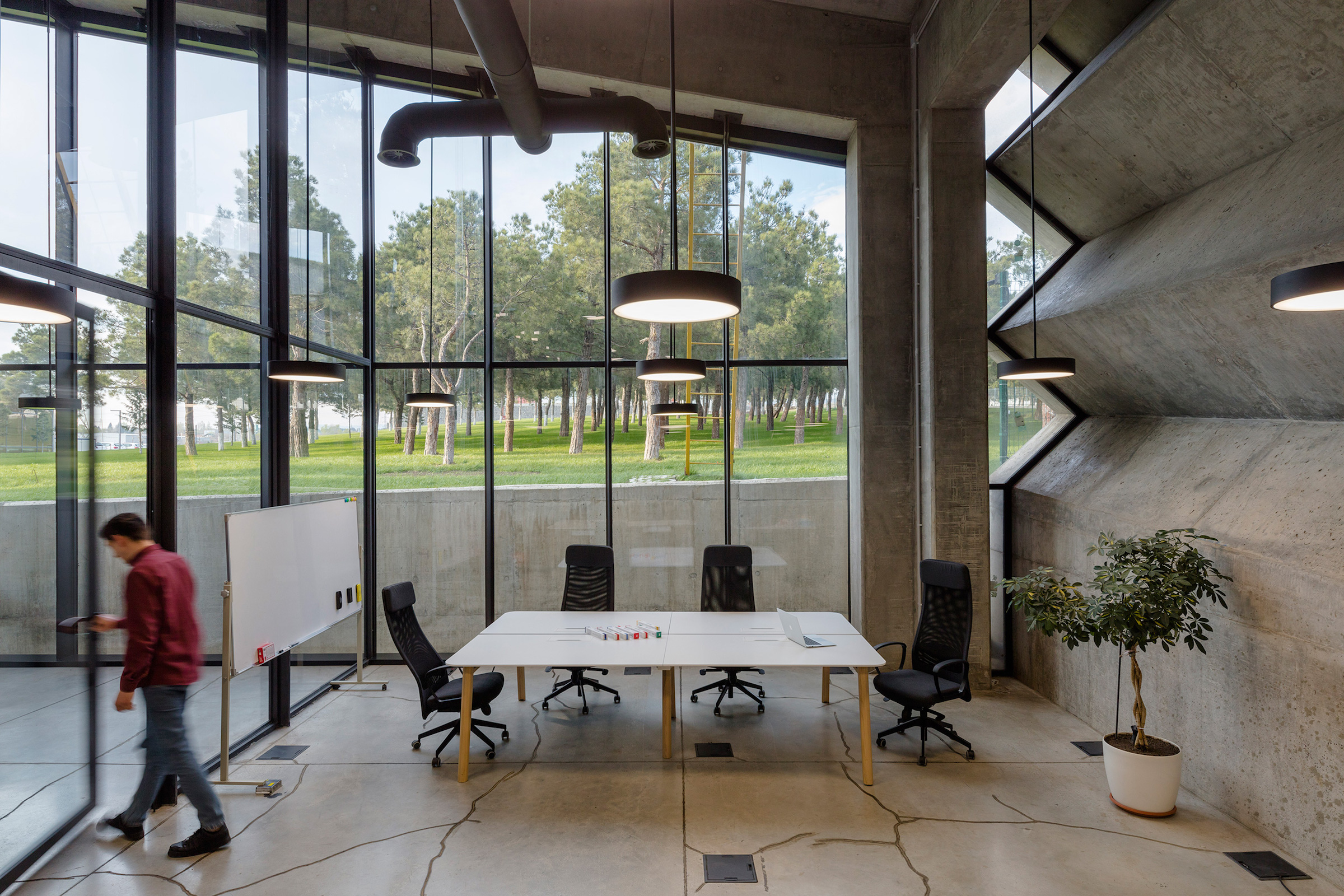 咖啡生产厂Meama丨Khmaladze Architects-33