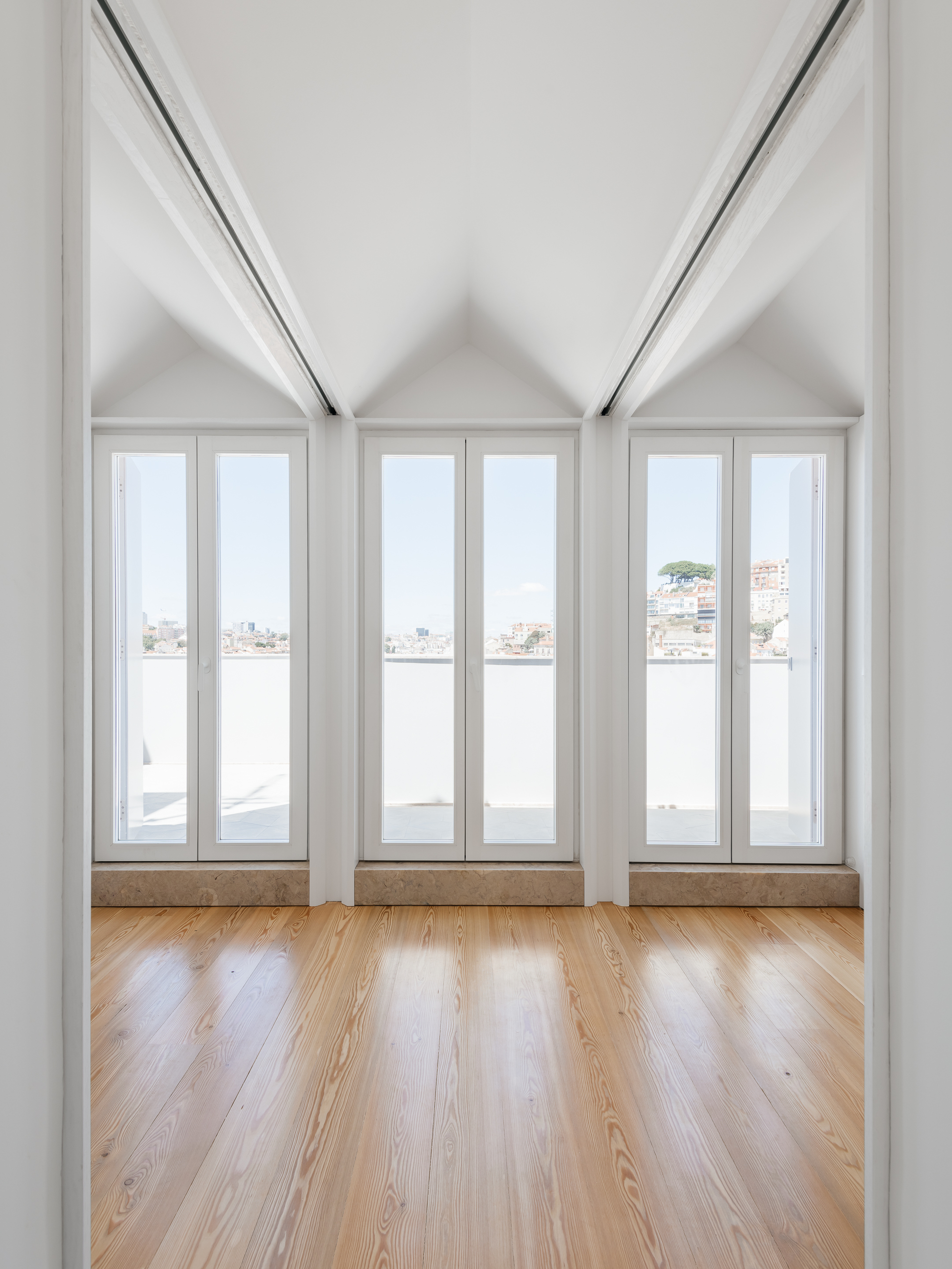 埃斯卡迪尼亚斯大楼丨葡萄牙里斯本丨Aurora Arquitectos-29