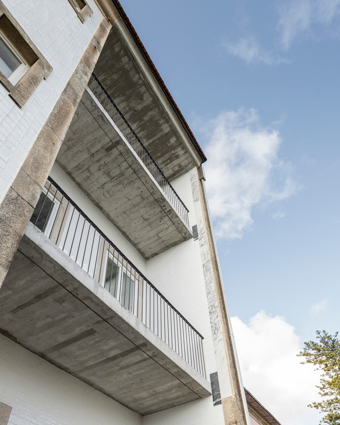 玻璃墙房屋丨葡萄牙波尔图丨fala-28