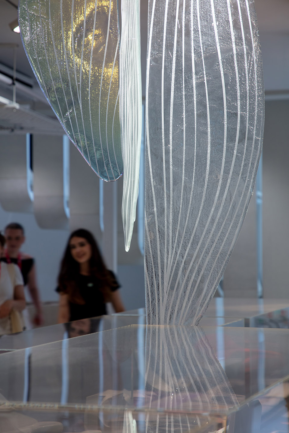 “形式塑造功能”家具设计展丨英国伦敦丨Zaha Hadid Architects（扎哈·哈迪德建筑事务所）-9