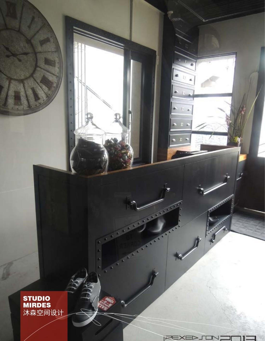 
T12ELVE+CAFE LOF13 -13