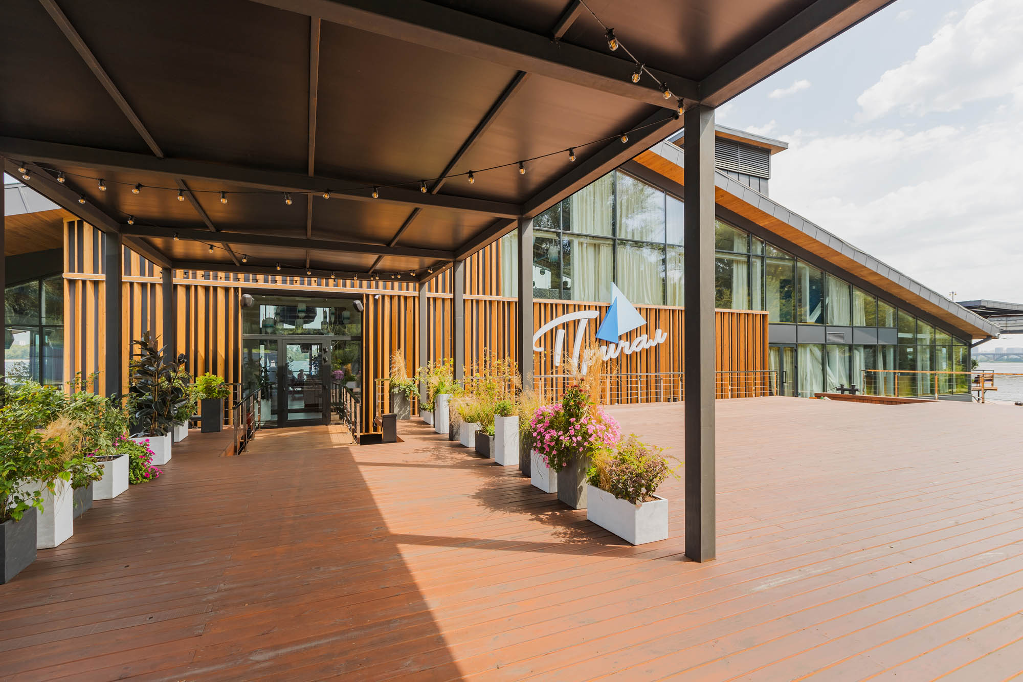 漂浮餐厅“鱼跃”设计-25