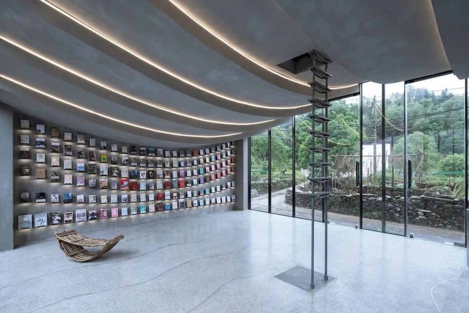 桥廊:上海三联书店·黄山桃源店丨中国黄山丨来建筑设计工作室-45