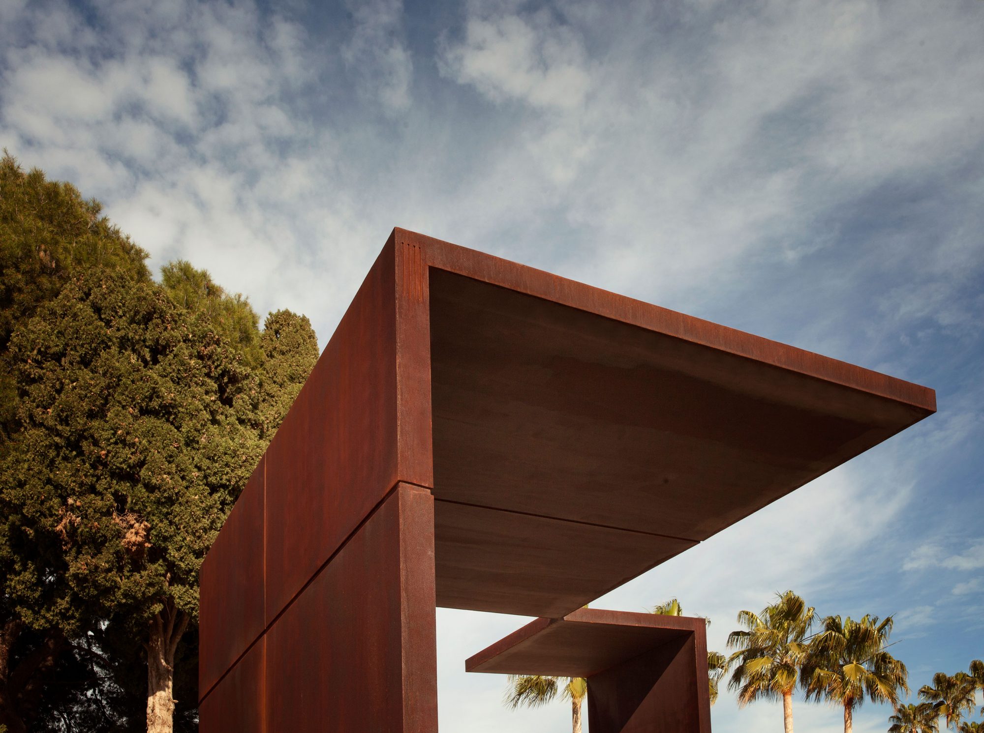 Family pantheon Ramón Esteve-0