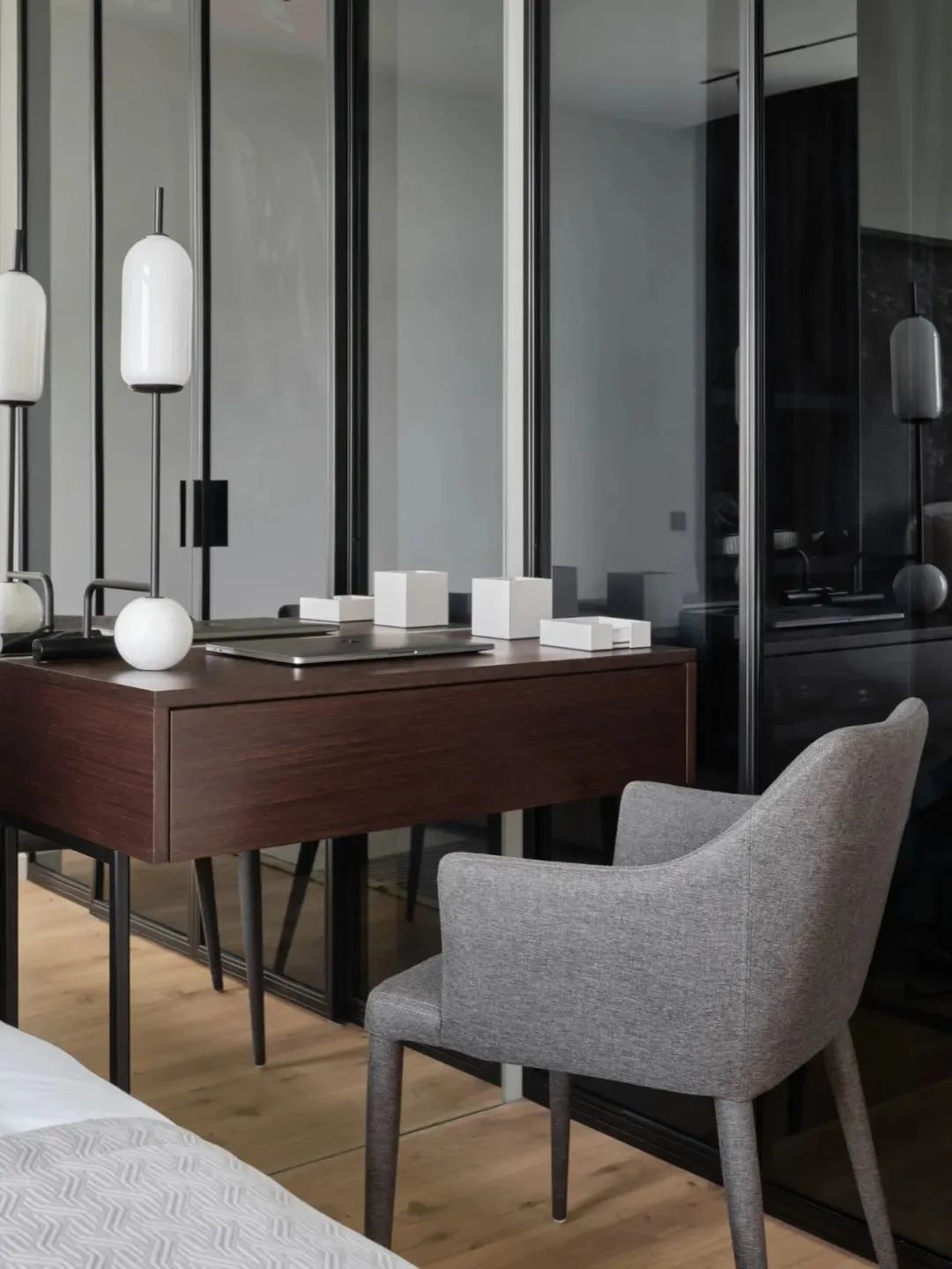 单色魅力 · 58㎡简约公寓设计丨Studio Lina Knyazeva-10