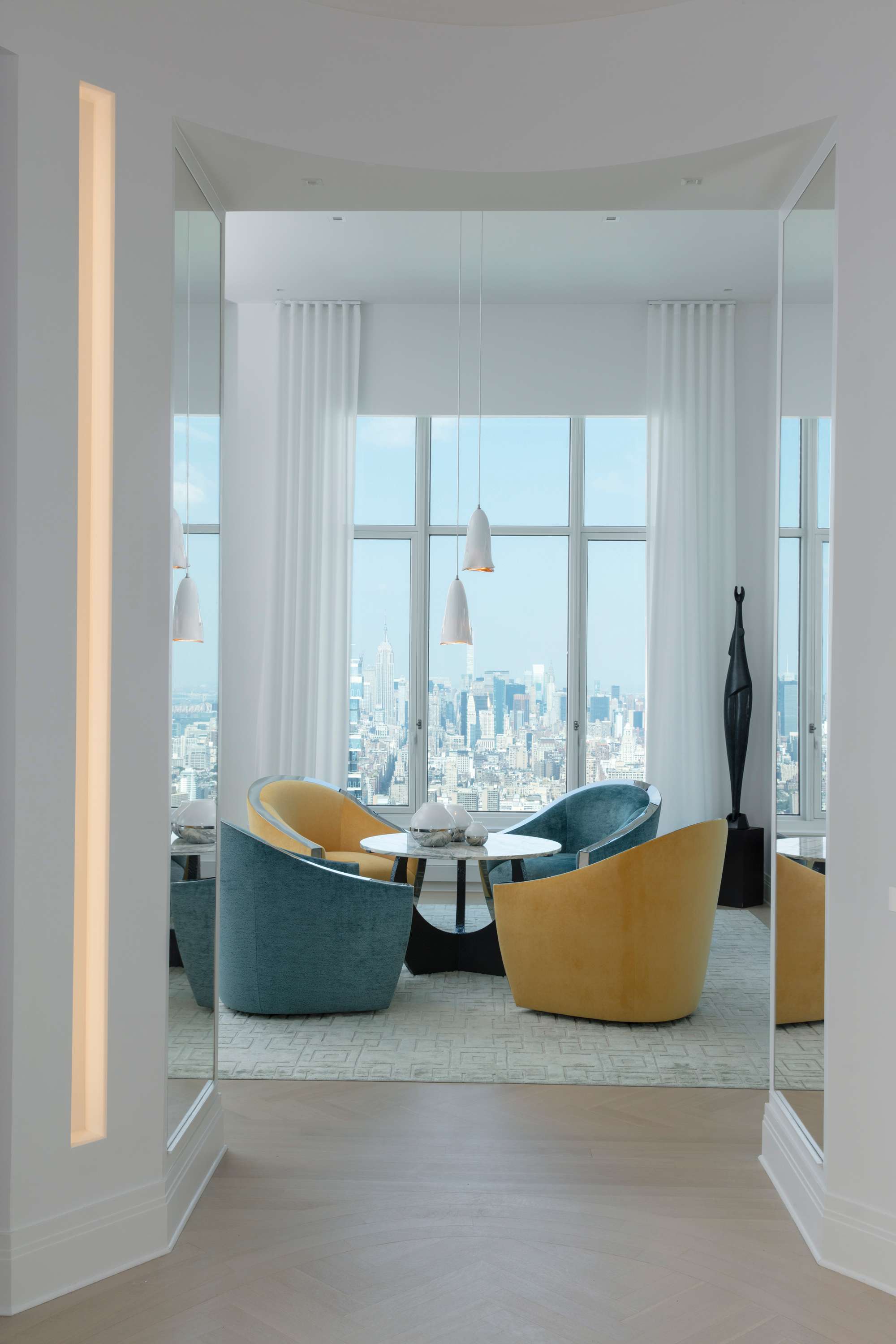 Four Seasons Penthouse Jennifer Post Design-1