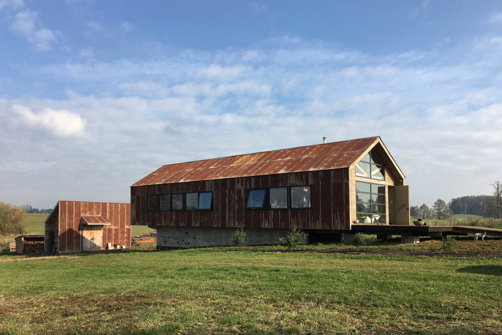 智利 La Trufera 房子 · 旧谷仓的环保再利用-17