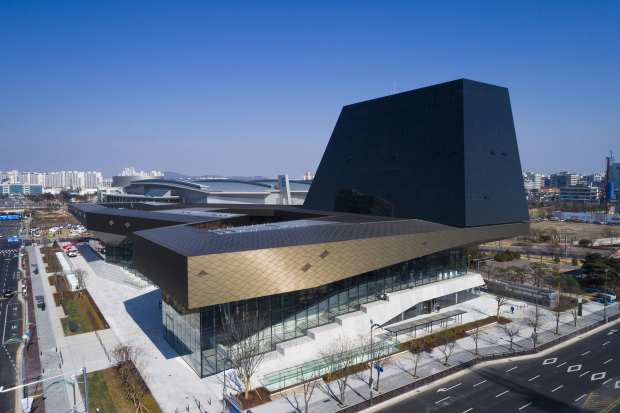 Hyundai Motorstudio Goyang  Delugan Meissl Associated Architects-32