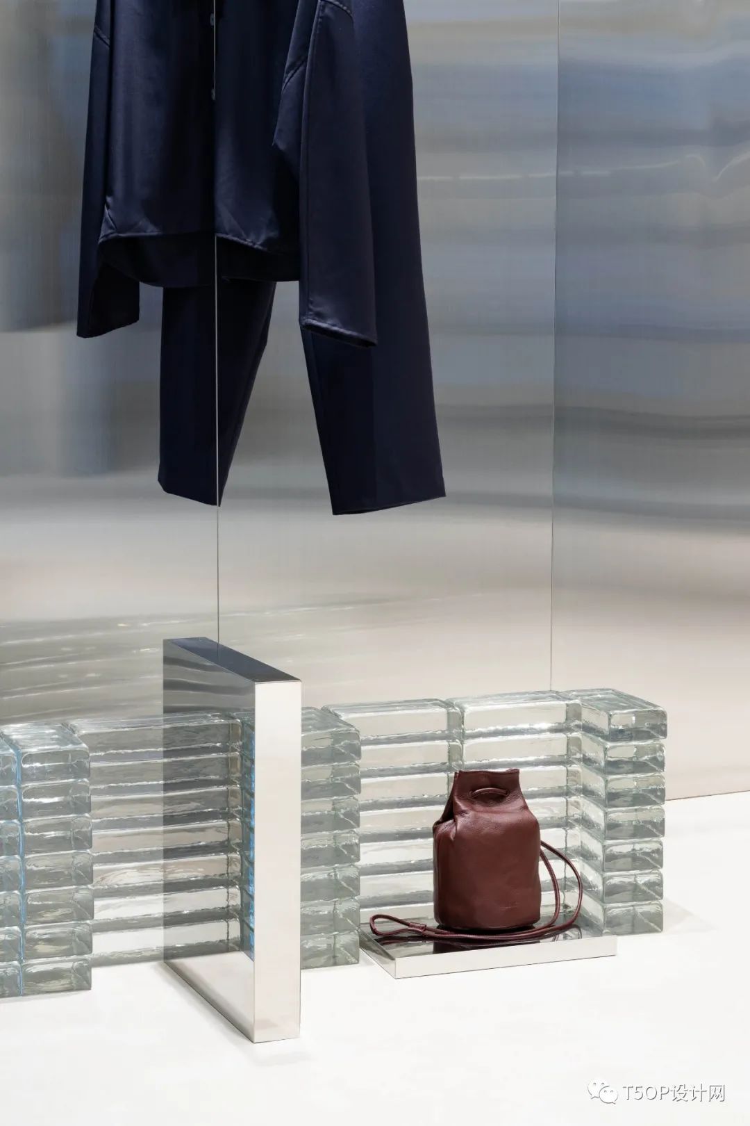 首尔 51 平方女装店丨韩国首尔-11