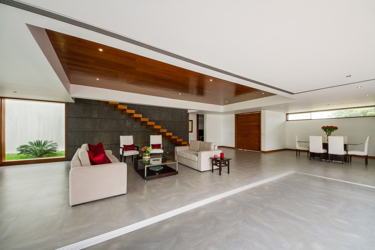 秘鲁皮乌拉庭院住宅-10