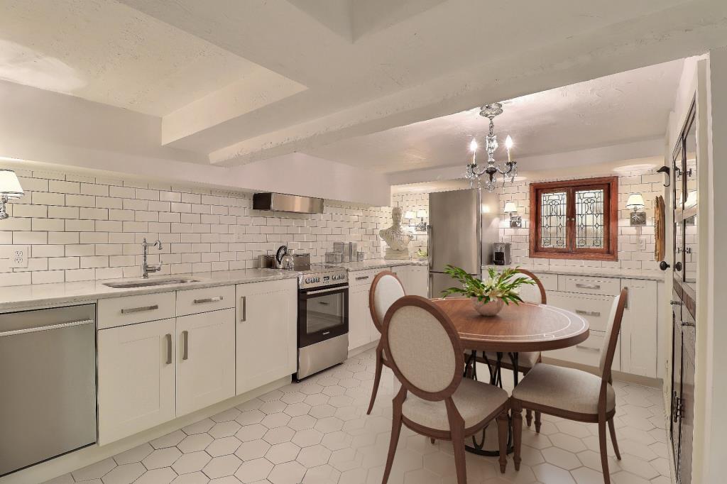 蒙特利尔维勒玛丽区印象深刻的住宅丨加拿大蒙特利尔丨Joli Joli Design-24