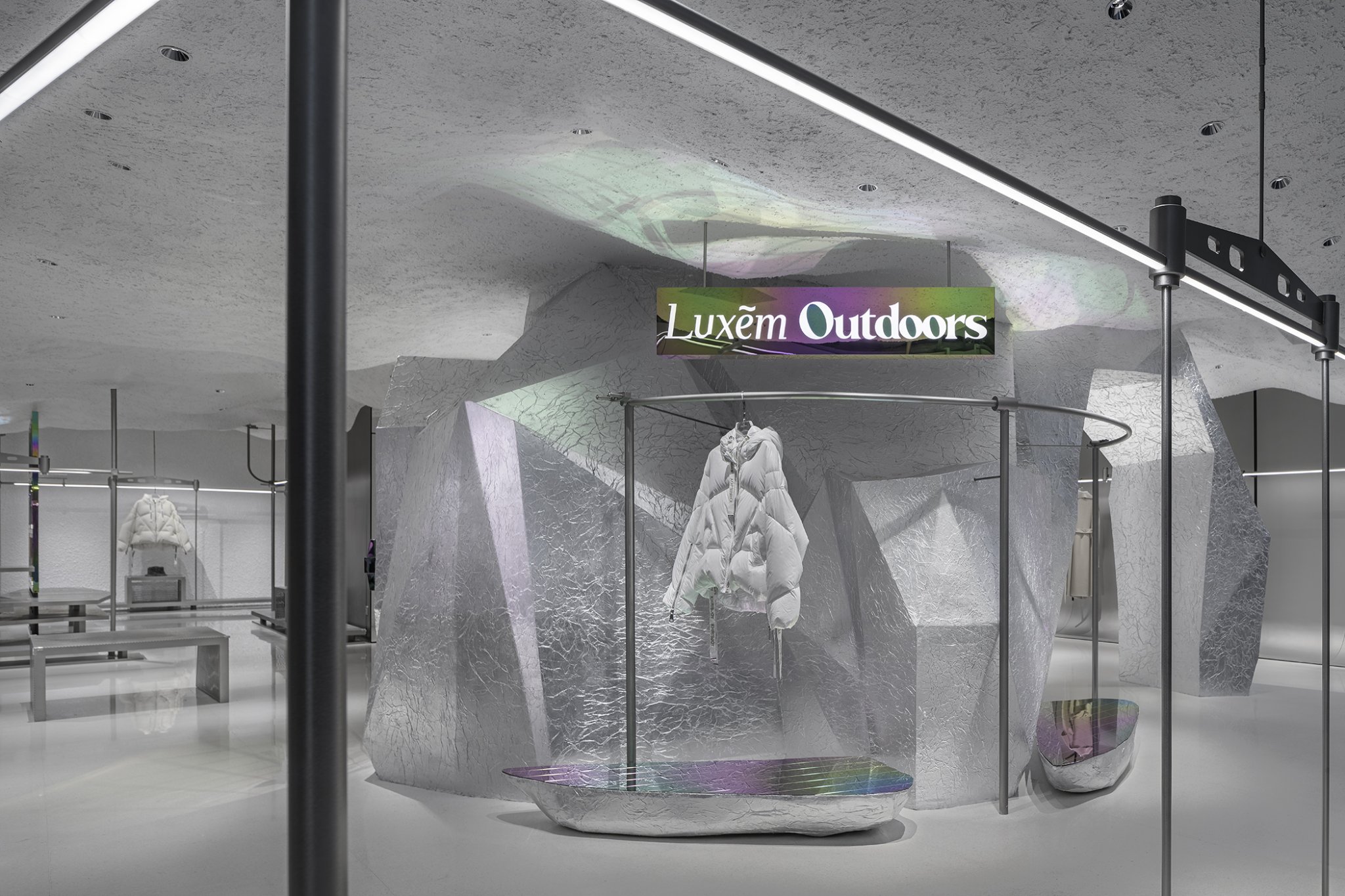 雪域幻境 · 户外购物店的创新设计-6