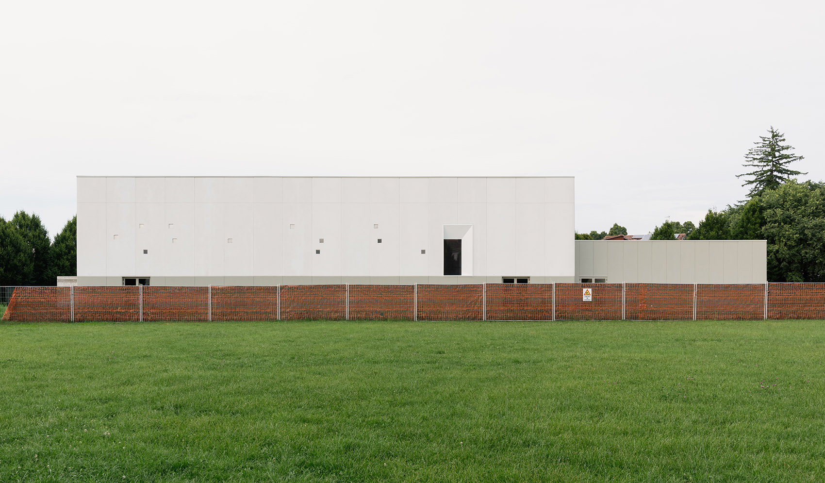 Ostiglia学校体育馆丨意大利丨Archiplan Studio-3