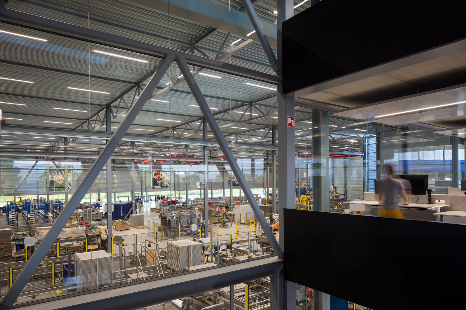 荷兰 Lan Handling Technologies 办公楼-20