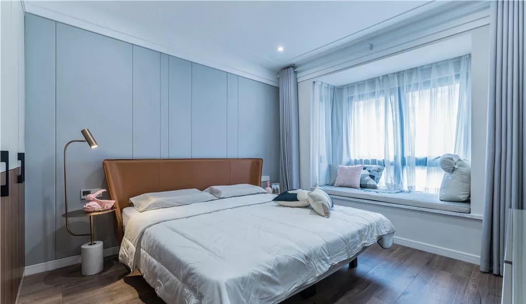 125 平现代风三房-11