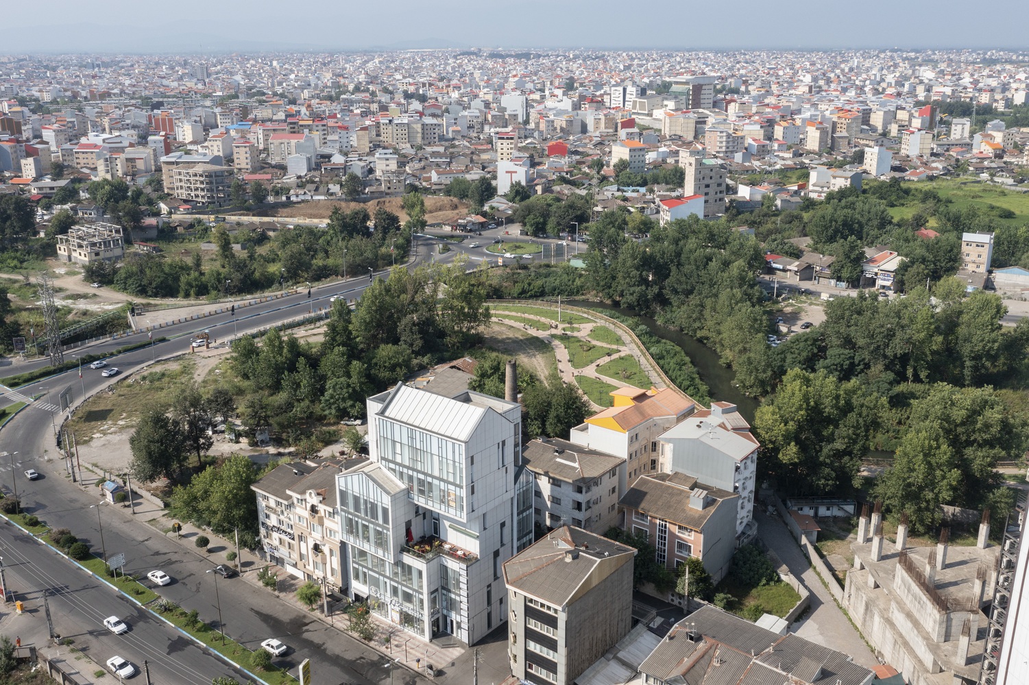 伊朗 ECUT 办公楼丨阿利多斯特和合伙人-10