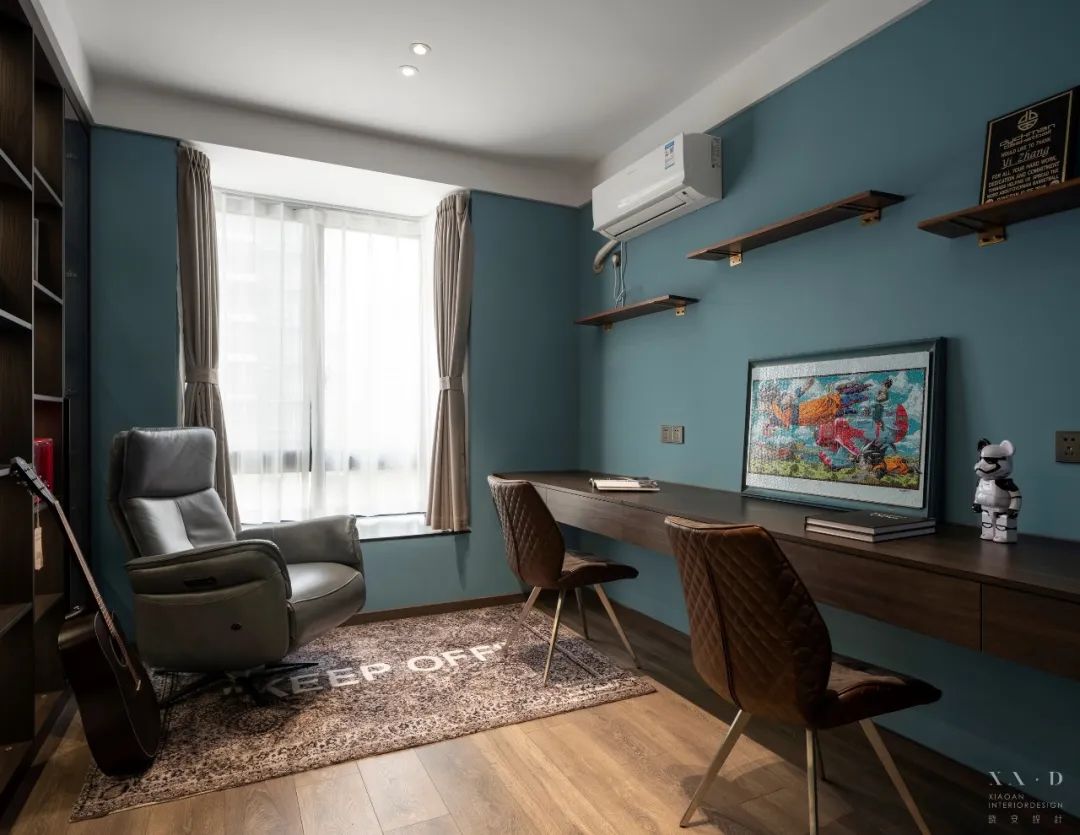 苏州玲珑湾 190 平私宅设计,金属元素与色彩点缀的个性空间-59