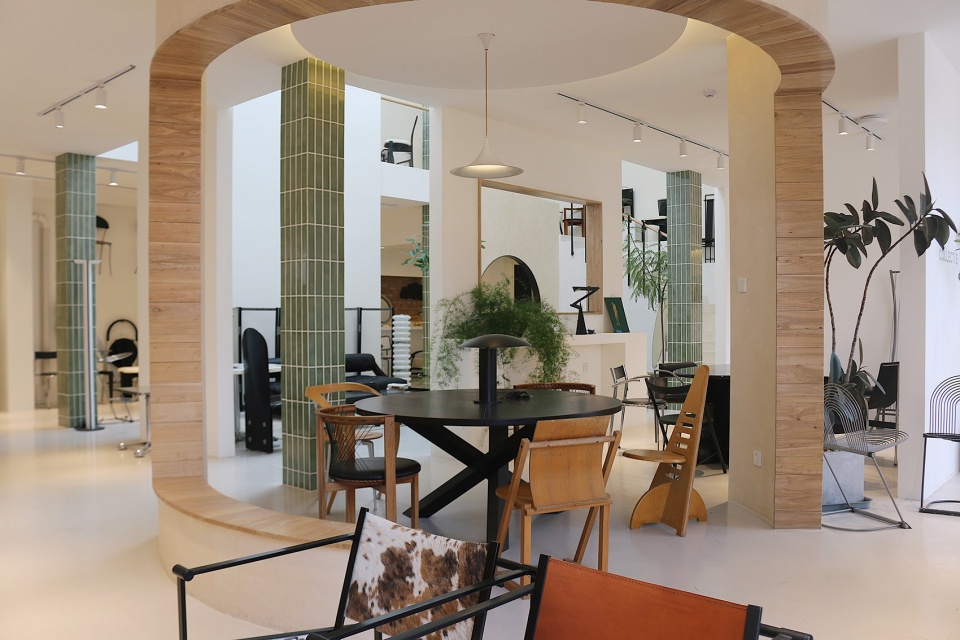 COLLECTIE 中古家居店 | 北京孵地设计室的镂空百宝箱-17