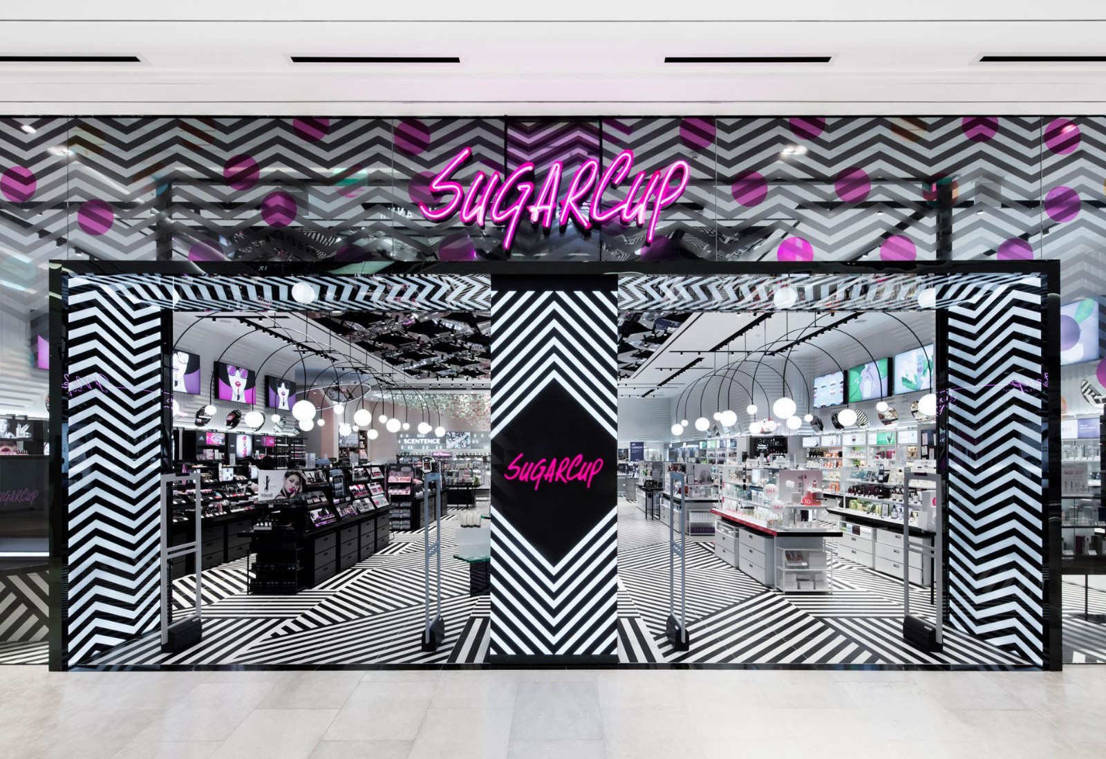 韩国：Betwin是一家拥有几何糖果条纹的美容店-0