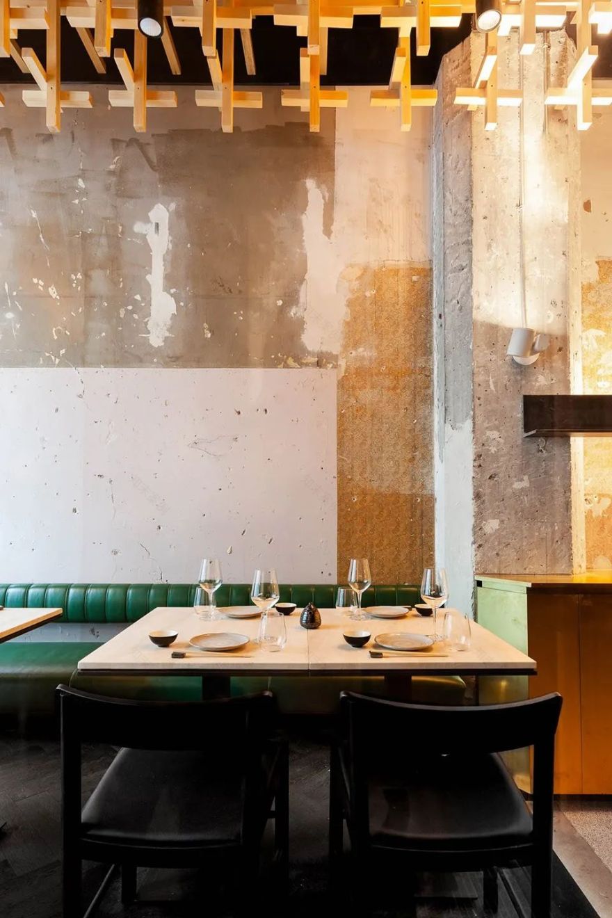 蒙特利尔 RYÙ餐厅 | 侘寂之美,历史与现代的对话-23